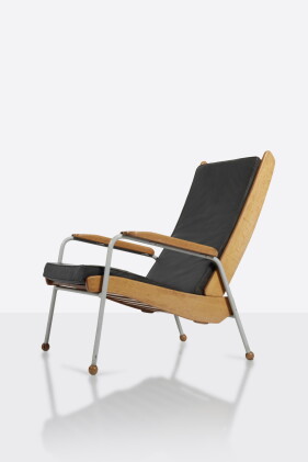 Catalog image of "Visiteur" Armchair