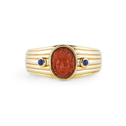 Catalog image of BULGARI | MANCHETTE CAMÉE SARDOINE ET SAPHIRS | SARDONYX CAMEO AND SAPPHIRE CUFF