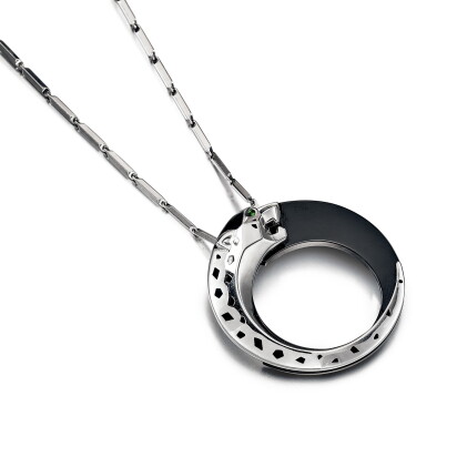 Catalog image of 'Panthère de Cartier' Ceramic, Onyx and Emerald Necklace | 卡地亞 | 'Panthère de C…