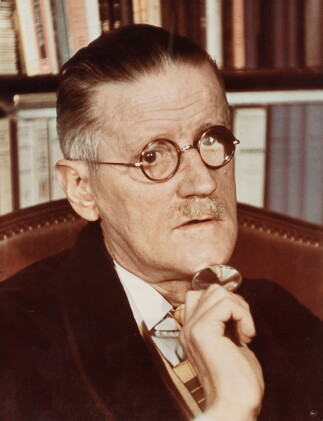 Catalog image of gisèle freund | james joyce, paris, 1939