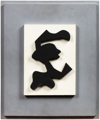 View 1 of Lot 213: Sphinx belliqueux