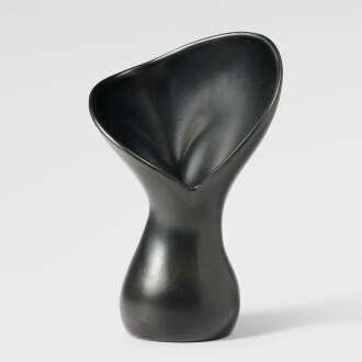 View 1 of Lot 728: Vase