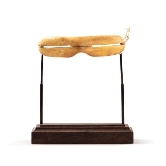 View 1 of Lot 135:  Inuit snow Goggles, Alaska, Late 19th-Early 20th century | Lunettes de neige, Inuit, Alaska, fin XIXe siècle-début XXe siècle