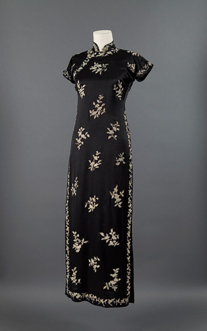 In the Mood for Cheongsam: New Women in Old Shanghai Glamour at MoCA | Chinese Works of Art | Sotheby's In the Mood for Cheongsam: New Women in Old Shanghai Glamour at MoCA | Chinese Works of Art | Sotheby's