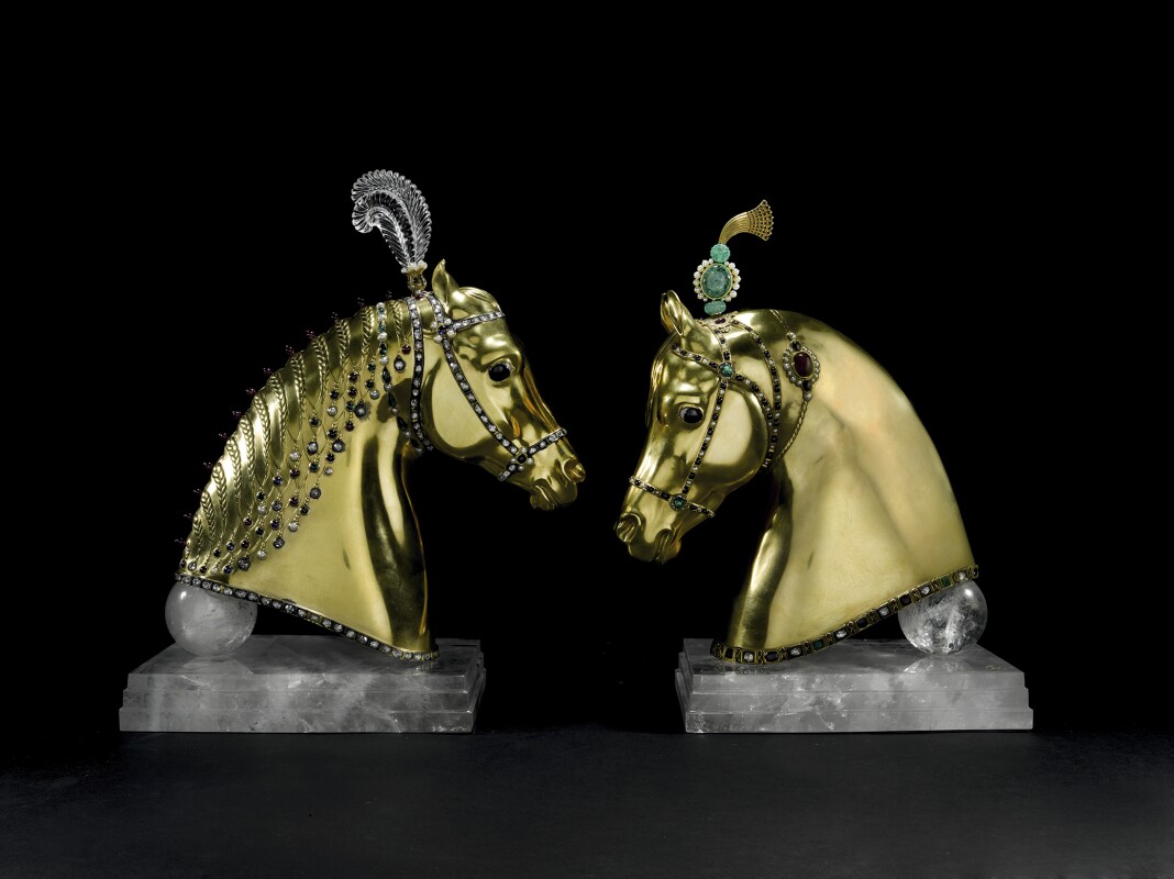 SMG1909-GuoPei-horseshires-001L19334_9QXSG_A.jpg