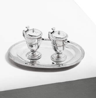 View 1 of Lot 80: Paire de burettes et leur plateau en argent, Lorraine, maître-orfèvre IA, vers 1690-1710