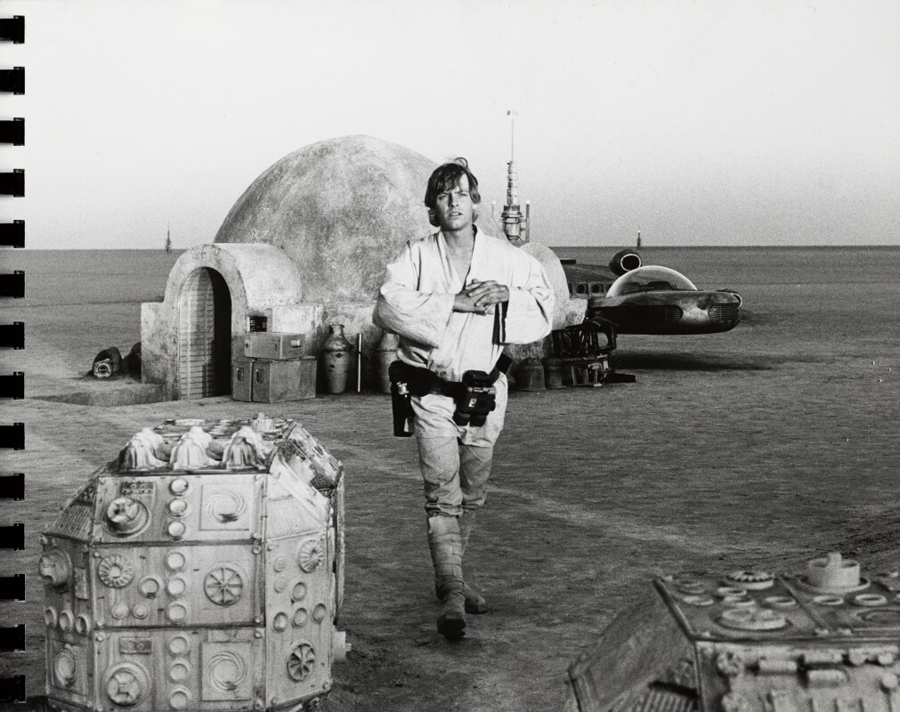 STAR WARS , SPIRAL BOUND ALBUM CONTAINING 52 ORIGINAL PHOTOGRAPHS, 1977. ESTIMATE £6,000–9,000.