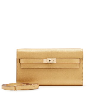 View 1 of Lot 18: Doré Chèvre Chamkilight Metallic Kelly-to-Go Wallet Permabrass Hardware, 2026