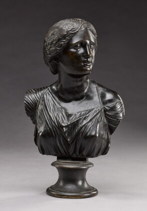 Catalog image of Bust of Niobe