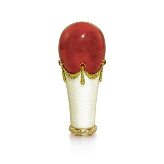 View 1 of Lot 1121: A Fabergé jewelled varicoloured gold, purpurin and enamel parasol handle, workmaster Feodor Afanassiev, St Petersburg, circa 1908