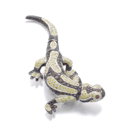 Catalog image of diamond brooch