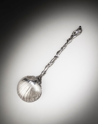 Catalog image of Louche en argent du service Aveiras par Charles Spire, Paris, 1753