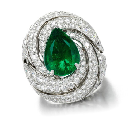 Catalog image of GRAFF | EMERALD AND DIAMOND RING, 'SWIRL'