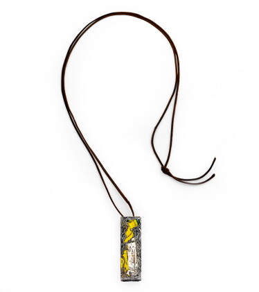 Catalog image of césar, pendant [pendentif], 'compression'