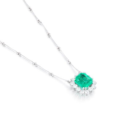 Catalog image of Collier émeraude et diamant
