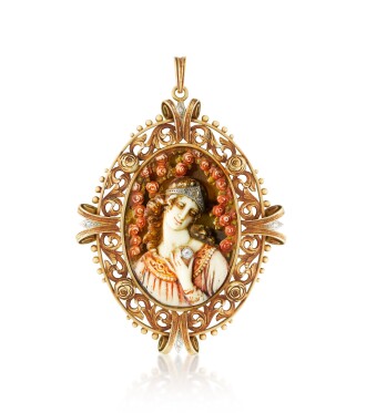 View 1 of Lot 16: Pendentif ivoire, corne, diamants | Ivory, horn and diamond pendant