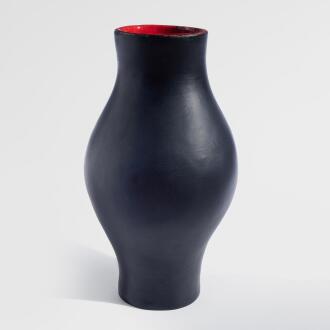 View 1 of Lot 792: Vase