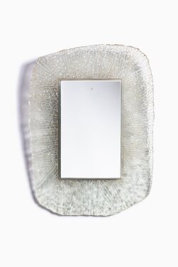 View 1 of Lot 132: Miroir éclairant