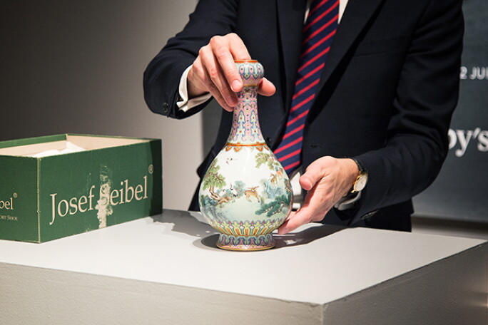The €16.2 Million Chinese Vase Discovered in an Attic | Chinese Works of Art