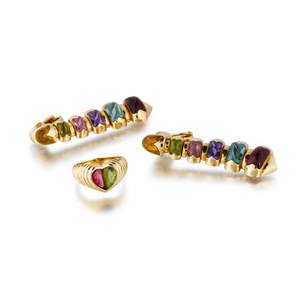 Catalog image of Bulgari | Pendants d'oreilles et bague pierres fines | Gem-set pendent earrings…