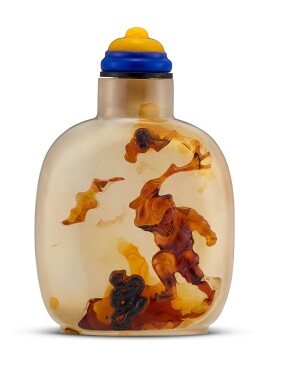 View 1 of Lot 1825: An agate 'boy and snake' snuff bottle Qing dynasty, 19th century | 清十九世紀 瑪瑙童子戲蛇鼻煙壺
