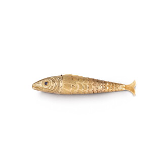 View 1 of Lot 349: Briquet "Poisson" en or