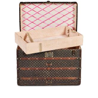 View 1 of Lot 107: Vintage Ebene Damier Canvas Malle Courrier 80 Brass Hardware