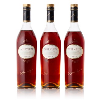 View 1 of Lot 6540: Hennessy UNE Visite Cognac 40.0 abv NV (3 BT70)