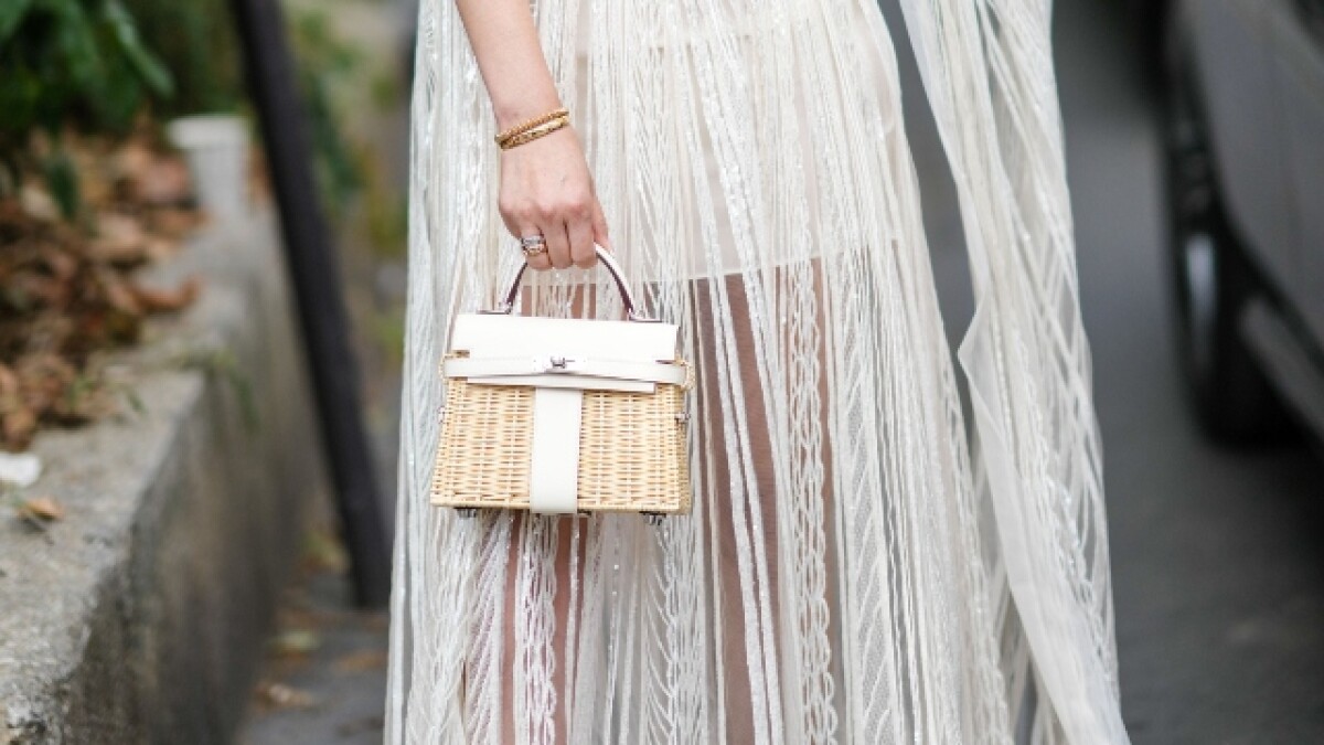 Auth Spa - Dịch Vụ Spa Túi Xách, Giày Dép Authentic Tại HCM. Pick Your Hermès Picnic Bag | Handbags & Accessories | Sotheby's