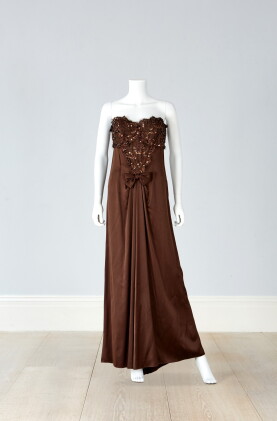 Catalog image of haute couture fourreau evening dress, autumn/winter collection, 1991