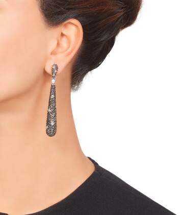 Catalog image of de grisogono | pair of black diamond and diamond 'gocce' pendant-earclips