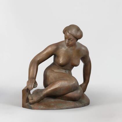 Catalog image of Jeune fille assise