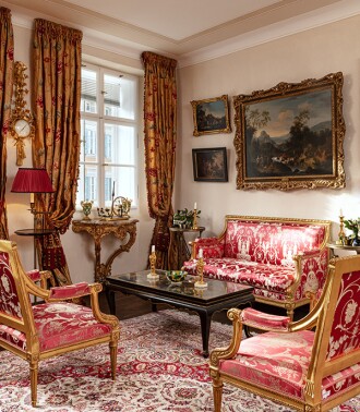 View 2 of Auction: From Meissen to Paris : The Röbbig collects 
ion | Part III