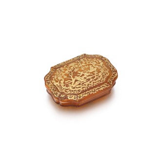 View 1 of Lot 342: A gold and blond tortoiseshell snuff box, probably German, circa 1730