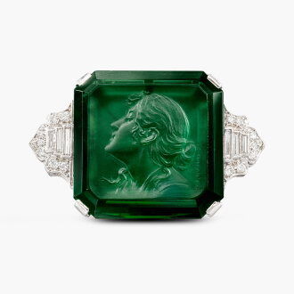 View 1 of Lot 1618: Art Deco Tourmaline and Diamond Brooch | 卡地亞 |  裝飾藝術風格 綠色碧璽 配 鑽石 胸針
