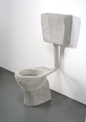 Catalog image of nicola bolla | vanitas, toilet