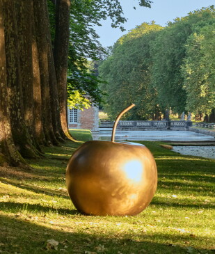 View 2 of Auction: Trésor Retrouvé | Collection Claude & François Xavier Lalanne