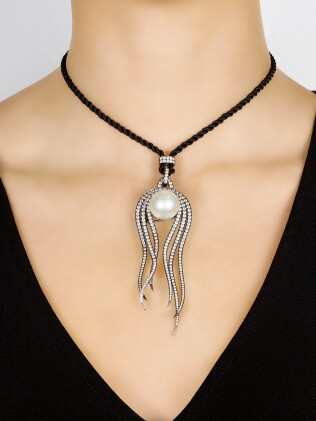 Catalog image of mr. lieou | 'medusa' diamond and pearl pendant / brooch | mr. lieou | 'medusa' …