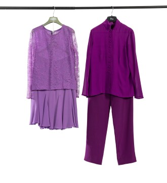 View 1 of Lot 324: Deux ensembles Haute Couture en crêpe de soie, corsage en dentelle lilas