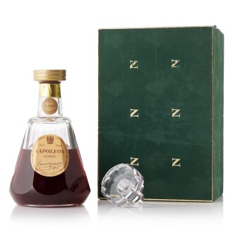 View 1 of Lot 6724: Courvoisier Napoleon Cognac Baccarat Crystal Decanter 40.0 abv NV (1 BT70)