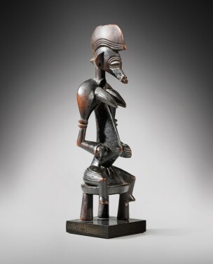 View 1 of Lot 140: Statue tugubele, Sénufo, Côte d'Ivoire | Senufo tugubele Figure, Côte d'Ivoire