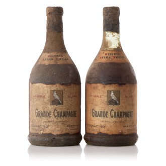 View 1 of Lot 6664: Baron Reserve Extra Vieille Cognac 40.0 abv NV (2 BT70)