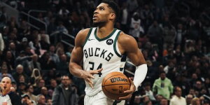 Highlights: Giannis Antetokounmpo Scores 37 Points vs. Knicks | 10.28.25