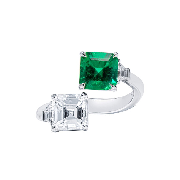 Colombian Emerald and Asscher Cut Diamond Ring