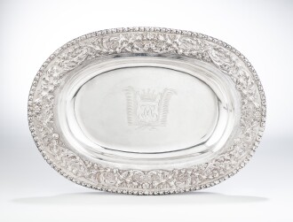 View 1 of Lot 271: Plat en argent  par John Cooqus, Londres, 1683