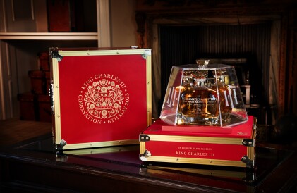 View 1 of Lot 24: Duncan Taylor Trilogy of Laphroaig Fit For Royalty (3 BT 70cl)