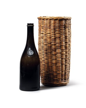 View 1 of Lot 16: A bottle with the monogram of the Emperor Napoleon I, early 19th century | Bouteille au chiffre de l’Empereur Napoléon Ier, Début du XIXe siècle