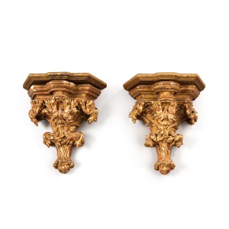 View 1 of Lot 890: A pair of neo-gothic style giltwood appliques, 19th century | Paire d'appliques en bois doré de style néogothique, XIXe siècle