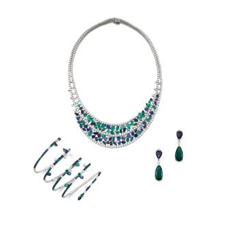 View 1 of Lot 190: Parure émeraudes, saphirs et diamants