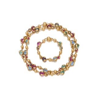 View 1 of Lot 107: Gem-set necklace and bracelet (Collana e bracciale in pietre di colore)